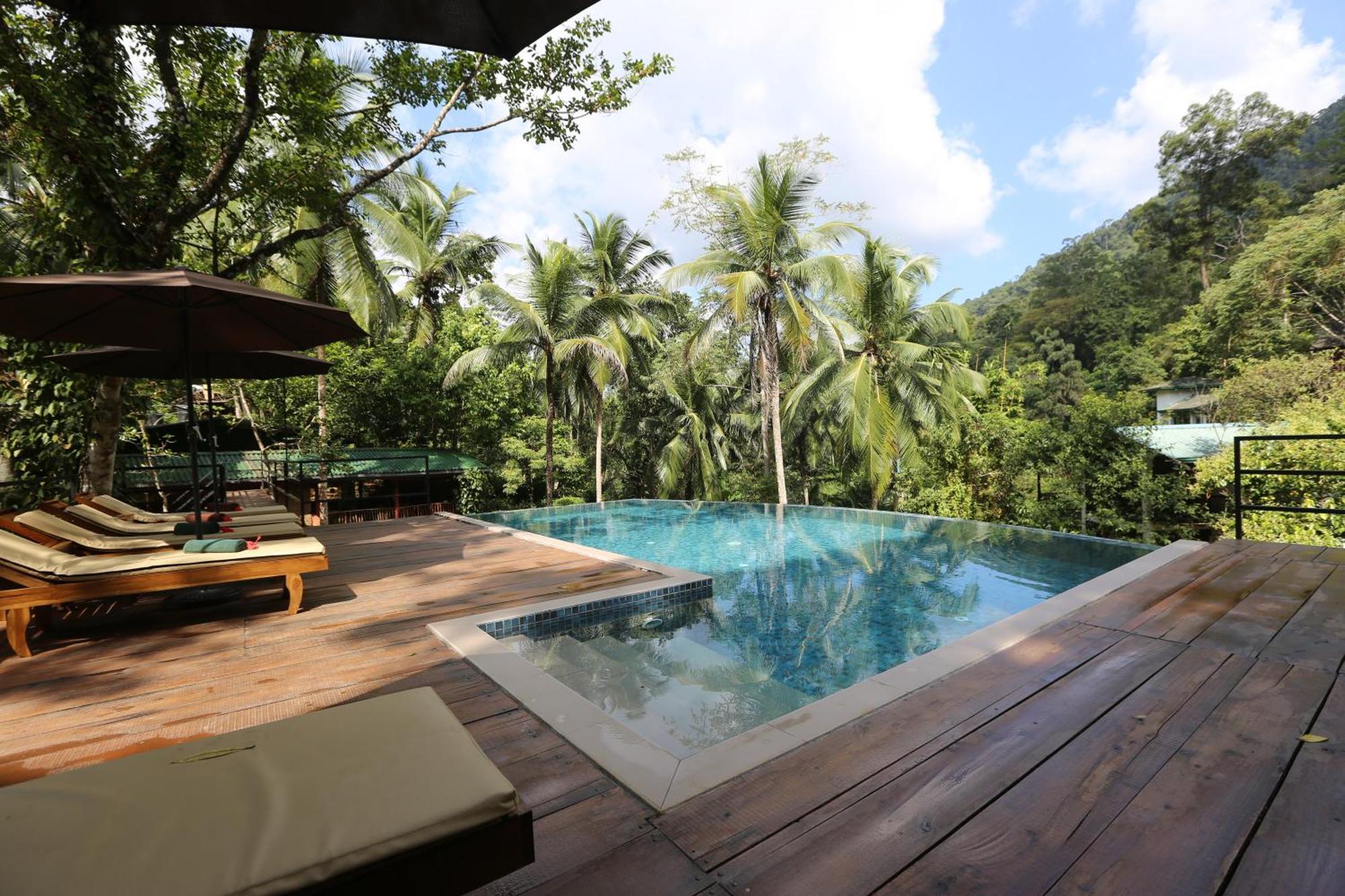 360 Rainforest Deniyaya Bagian luar foto