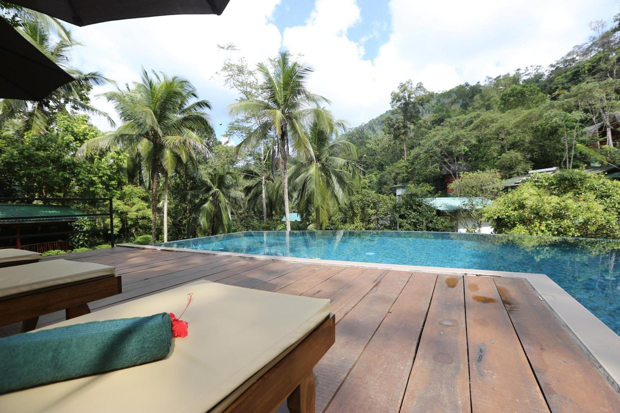 360 Rainforest Deniyaya Bagian luar foto